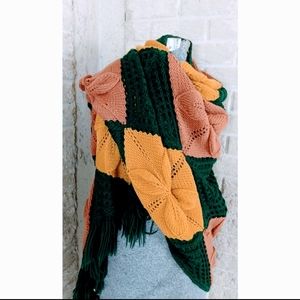 Boho Vintage Crochet Poncho Stadium Blanket